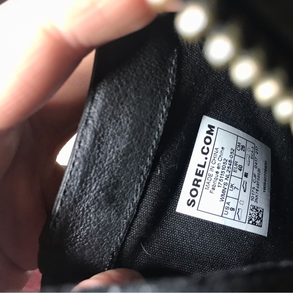 Sorel Danica Short Waterproof Ankle Booties size 9- Charcoal Gray/Black - Picture 7 of 8